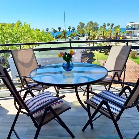 Apartbeach Capri Front Clima Y Wifi דירה *