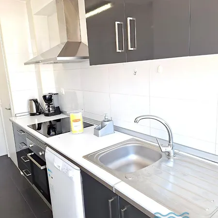 Apartbeach Capri Front Clima Y Wifi דירה