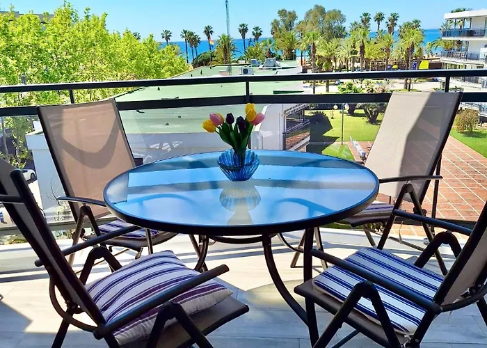 Apartbeach Capri Front Clima Y Wifi 公寓 *
