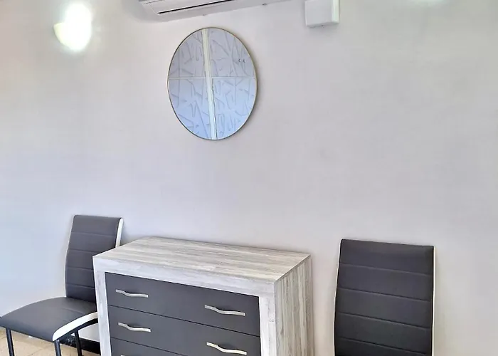 公寓 Apartbeach Capri Front Clima Y Wifi