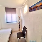 아파트 Apartbeach Capri Front Clima Y Wifi 살루