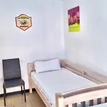 Apartbeach Capri Front Clima Y Wifi 살루